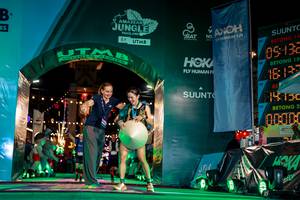 BIB: 05132, 132, 14100, 00000
                            <button type="button" onclick="openModal(24850504)" class="btn btn-primary btn-sm float-right btn-popup" data-toggle="modal" data-target=".modal-high-quality">
                        <i class="fas fa-shopping-cart"></i> Add to Cart
                    </button>
                                            <button type="button" onclick="isThisMe(24850504, true)" class="btn btn-success btn-sm float-right btn-popup btn-isme hidden" data-toggle="tooltip" data-placement="bottom" title="นี่คือรูปของคุณใช่ไหม คลิกที่นี่เพื่อเอาเข้าอัลบั้ม">
                        <i class="fas fa-plus"></i> Add to album
                    </button>
                    <button type="button" onclick="isThisMe(24850504, false)" class="btn btn-warning btn-sm float-right btn-popup btn-isnotme hidden">
                        <i class="fas fa-ban"></i> Remove from album
                    </button>